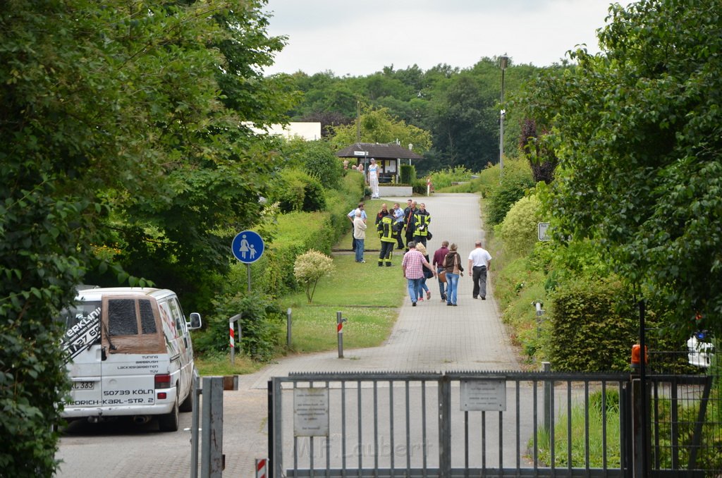 Unfall Kleingartenanlage Koeln Ostheim Alter Deutzer Postweg P37.JPG